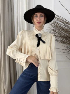 Blusa Nina, foto 1 de 17