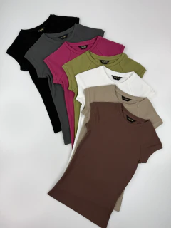 Remera Mangas Cortas Muna, foto 2 de 9