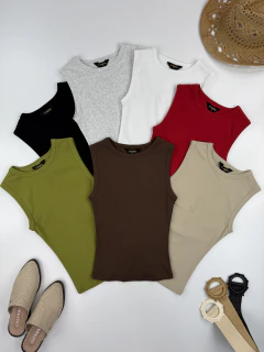Top Crop Escote Redondo Vitta, foto 2 de 29