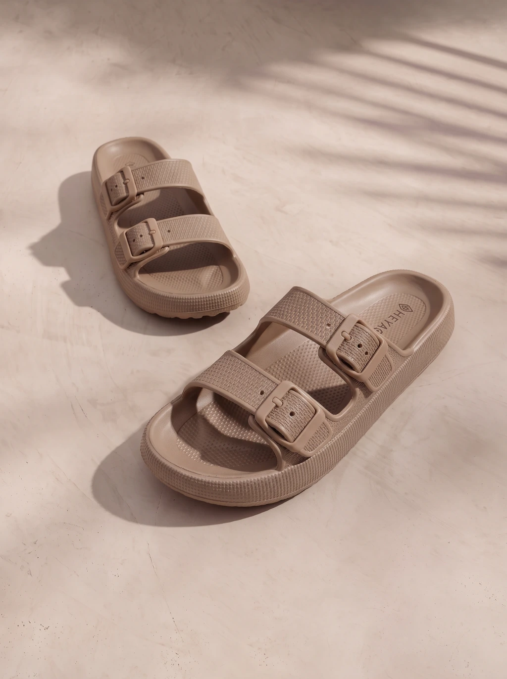 Zueco Source Beige HEYAS