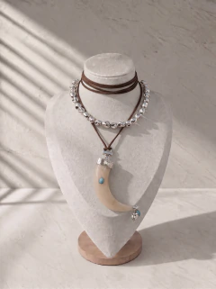 Collar Betina, foto 1 de 3