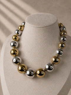 Collar Lira, foto 3 de 3