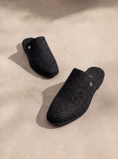 Zueco Indiana II Negro HEYAS