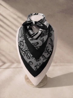 Pañuelo Chad Negro, foto 1 de 4