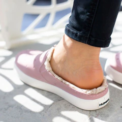 SUECO SLIPPER PATAGONIA Marca HUMMS Mujer Color Pale, foto 4 de 7