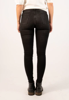 Jeans Mujer Skinny Florencia Negro, foto 2 de 2