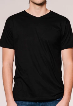 Remera Escote V Negro, foto 4 de 6