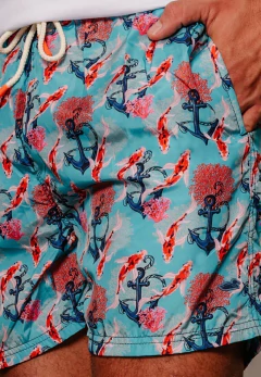 Shorts Baño Pez Koi Celeste, foto 4 de 6