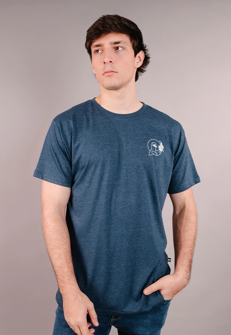 Remera Steve Marino