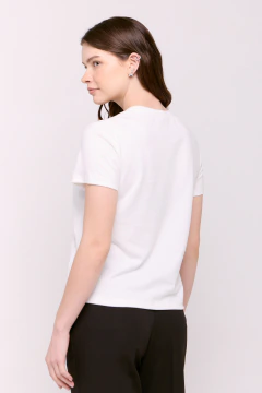 Remera Con Alforzas Fifi Crudo, foto 4 de 5