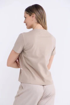 Remera Con Alforzas Fifi Vison, foto 4 de 4