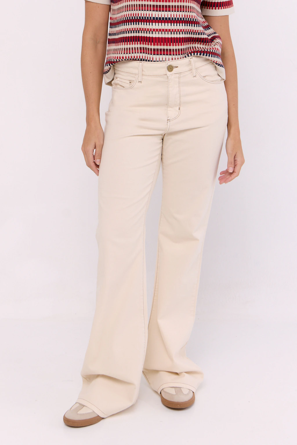Pantalon Bootcut Lena De Gabardina Crudo