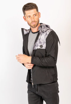 Campera Agapanthus Negro, foto 1 de 5