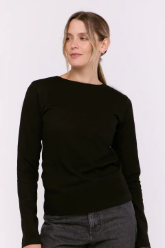 Remera Cuello Bote Ame Negro, foto 4 de 5