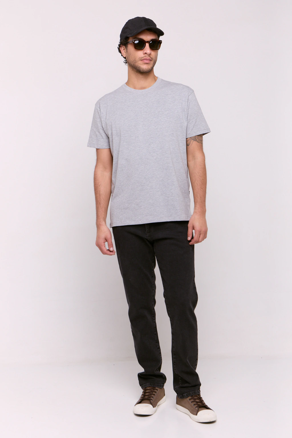 Remera Scud Gris Medio