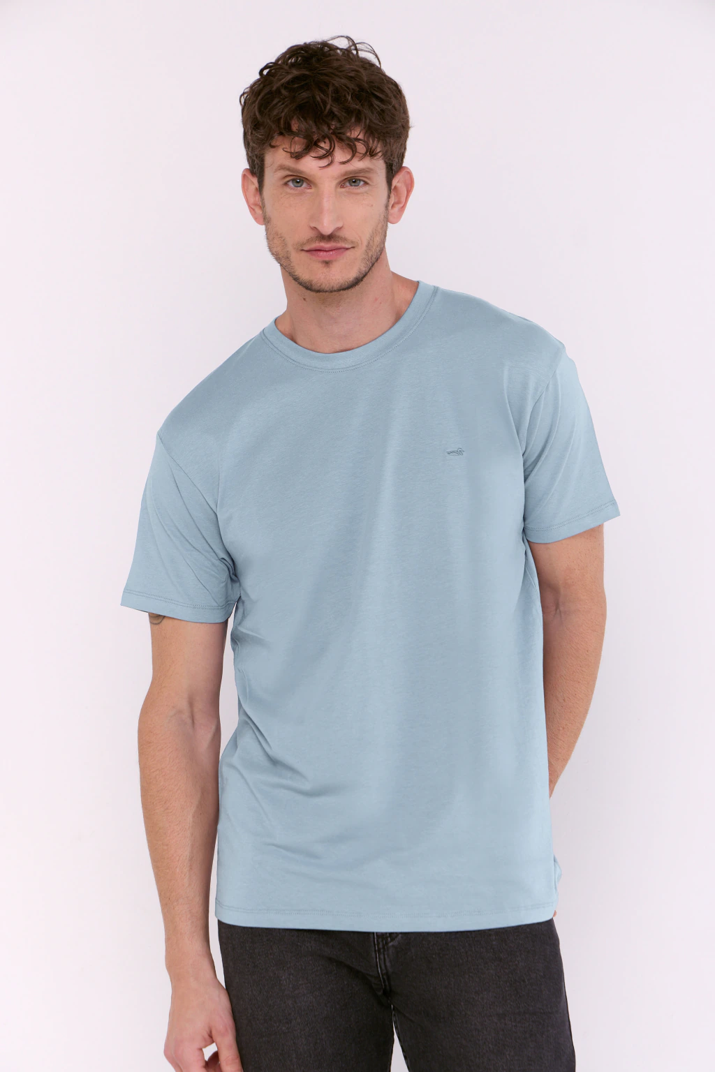 Remera Scud Celeste