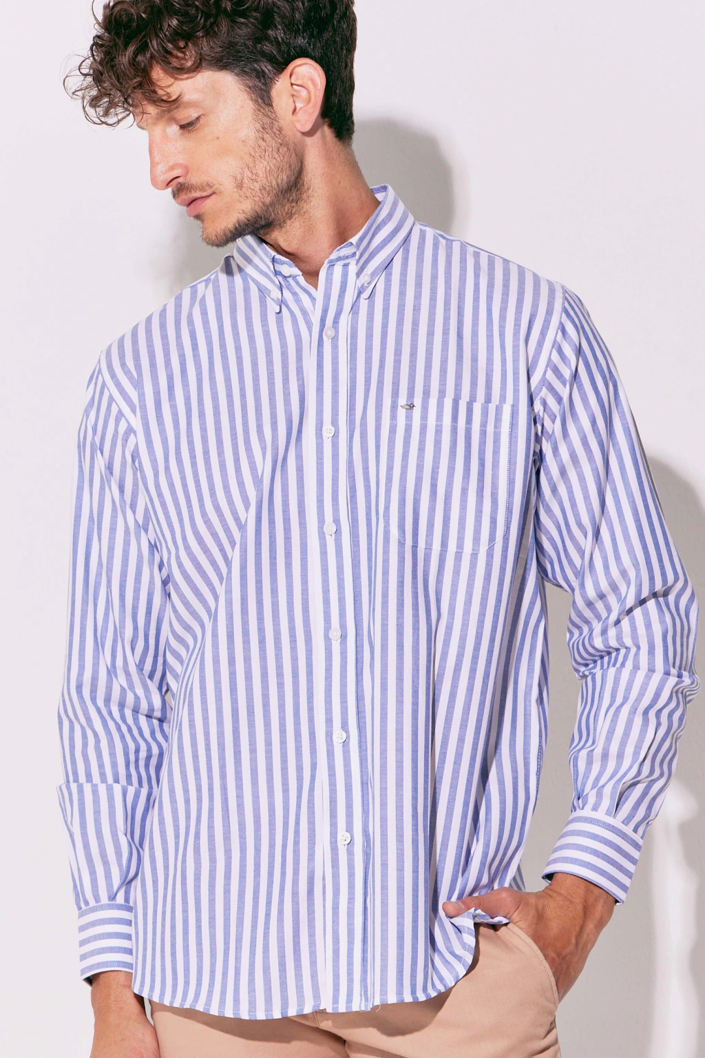 Camisa Corte Básico Rayas Celeste