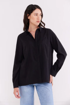 Camisa Gamuzada Goliathus Negro, foto 2 de 5