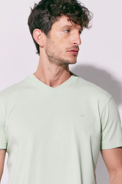 Remera Pima Esc V Spandex Verde, foto 1 de 4
