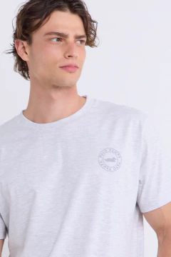 Remera Estampa 3D Brandon Melange, foto 3 de 5