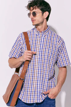 Camisa Corte Básico Manga Corta cuadros rellenos Chocolate y Azul, foto 1 de 5