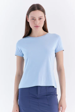 Remera Dama Interlock Celeste PIMA, foto 2 de 5