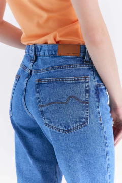 Jean Mom tiro alto Sakima Denim, foto 2 de 5